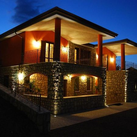 Pinus Rooms Benevento Exterior foto