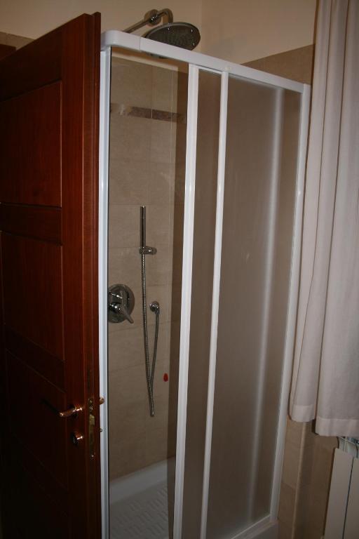 Pinus Rooms Benevento Habitación foto